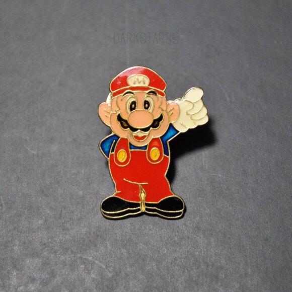 Vintage Rare 1988 Nintendo Super Mario Bros. Character Enamel Lapel Pin - Picture 1 of 6